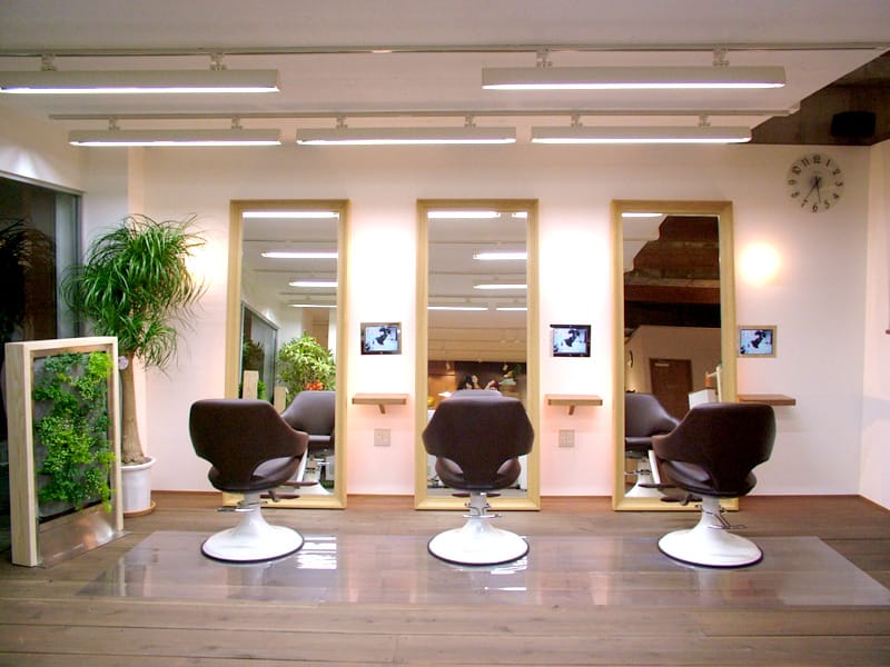 SALON